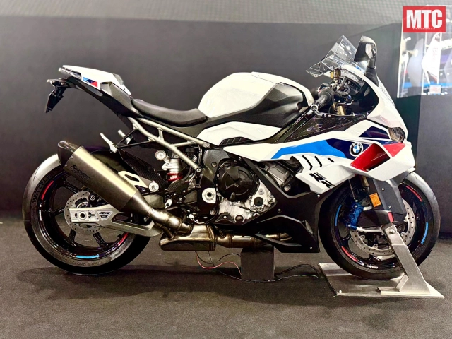 Chi tiết cá voi sát thủ s1000rr 2025 lần đầu ra mắt thị trường thái lan - 3