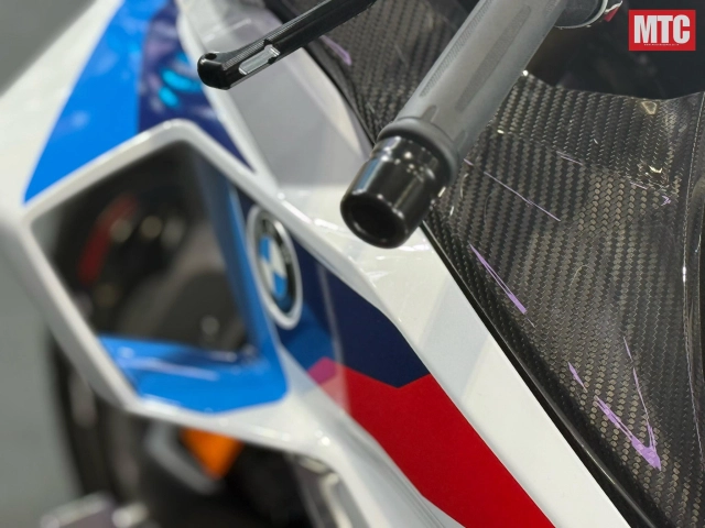 Chi tiết cá voi sát thủ s1000rr 2025 lần đầu ra mắt thị trường thái lan - 5