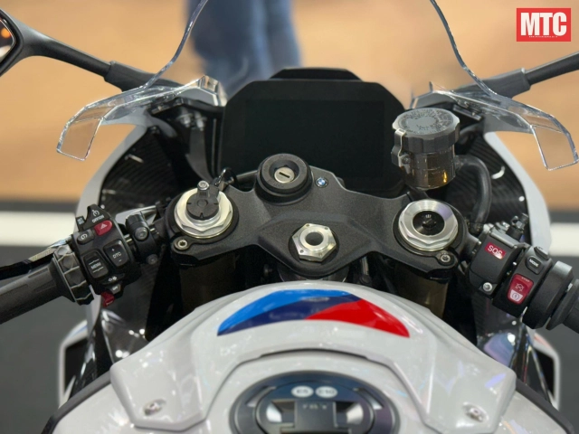 Chi tiết cá voi sát thủ s1000rr 2025 lần đầu ra mắt thị trường thái lan - 6