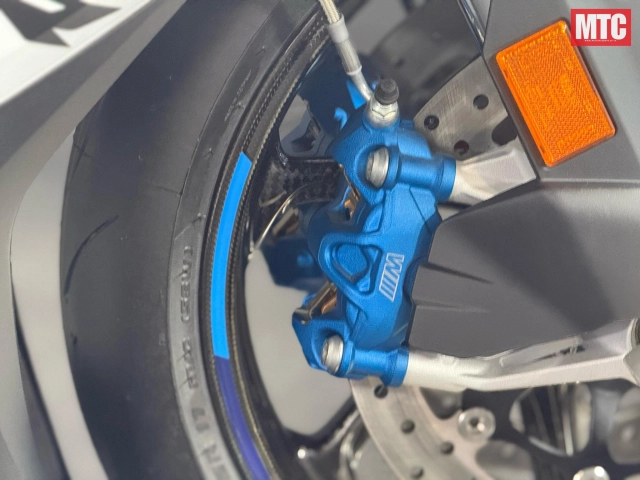 Chi tiết cá voi sát thủ s1000rr 2025 lần đầu ra mắt thị trường thái lan - 10