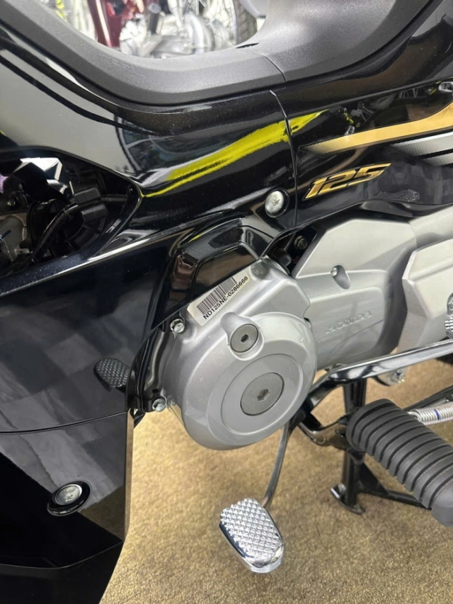 Chi tiết honda dream 125 2025 gây sốt với số máy và số khung tứ quý 6 có giá bán 145 triệu vnđ - 5