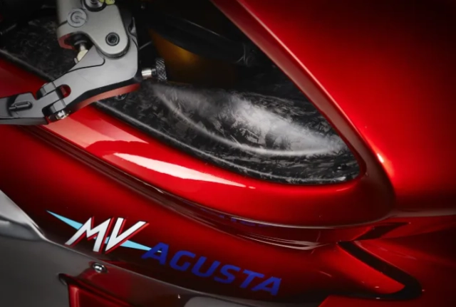 Chi tiết mv agusta superveloce 1000 serie oro 2025 được tiết lộ - 16