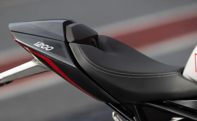 Chi tiết triumph speed triple 1200 rs 2025 - streetfighter đỉnh cao được nhiều ae chờ đợi - 16