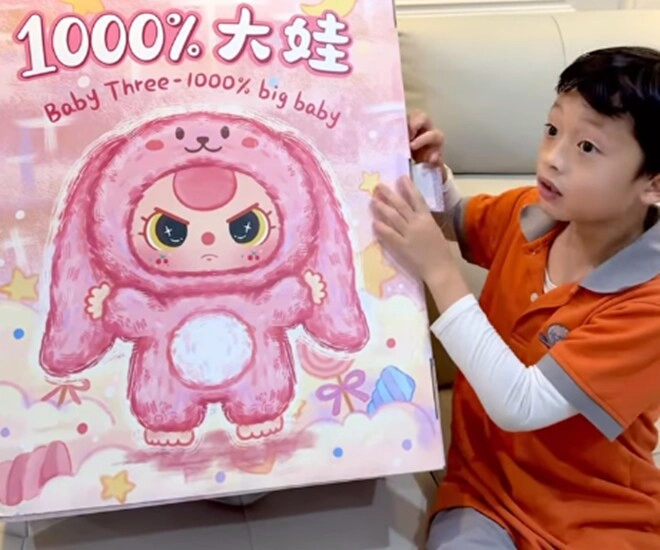 Chồng công an tặng quà valentine cho ly kute quá khéo cả mẹ lẫn con trai riêng khoai tây đều sung sướng - 2