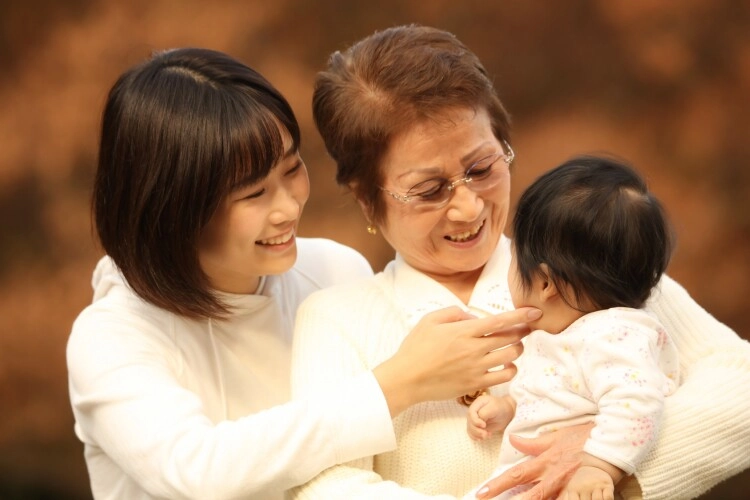 Chuẩn bị tái hôn mẹ chồng cũ đến gặp đưa 1 tỷ kèm điều kiện khiến tôi bật khóc - 1