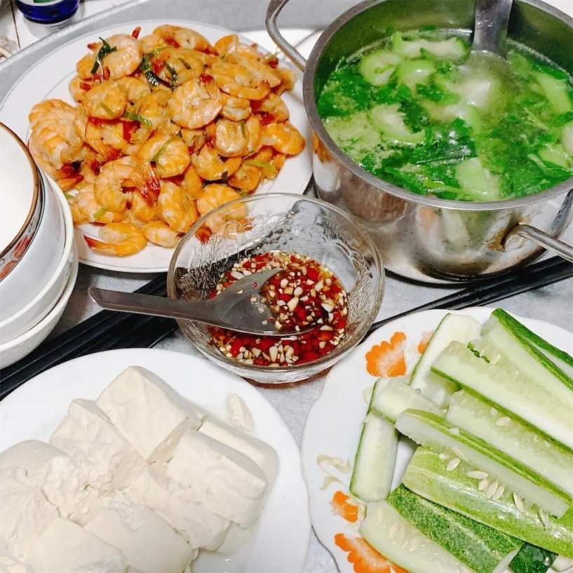 Cô nàng sinh viên đi học xa nhà ngày nào cũng vào bếp 2 bữa biết nấu ăn nhờ bố - 8