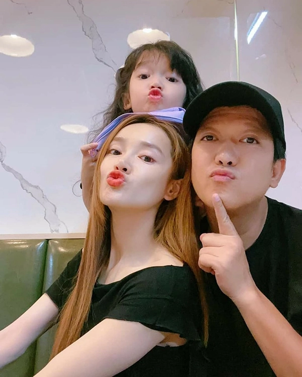 Con gái 5 tuổi của trường giang - nhã phương sắc vóc thừa hưởng từ mẹ và nét tấu hài của cha - 1