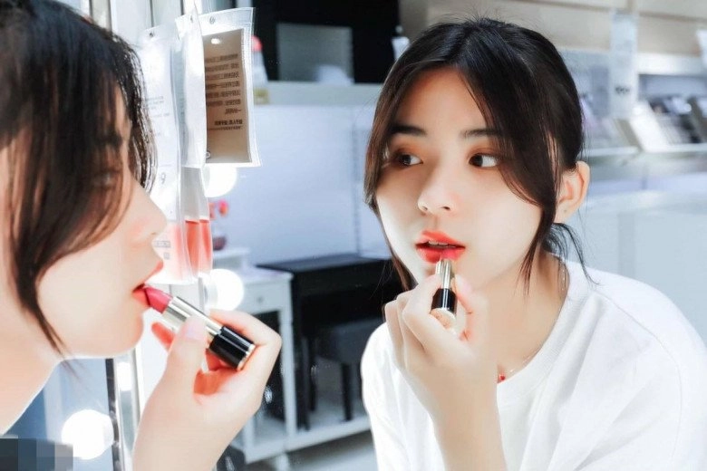 Con gái dậy thì ngày nào cũng mua đồ online một lần thấy tin nhắn anh shipper gửi cho con tôi tá hoả - 2