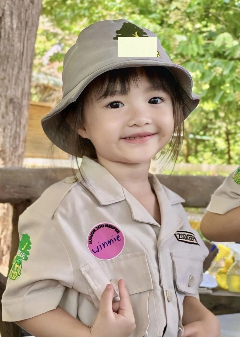 Con gái đông nhi đúng là đã nhặt hết nét đẹp bố mẹ chụp bộ ảnh bên bãi biển mà đẹp tựa nàng thơ nhí - 9