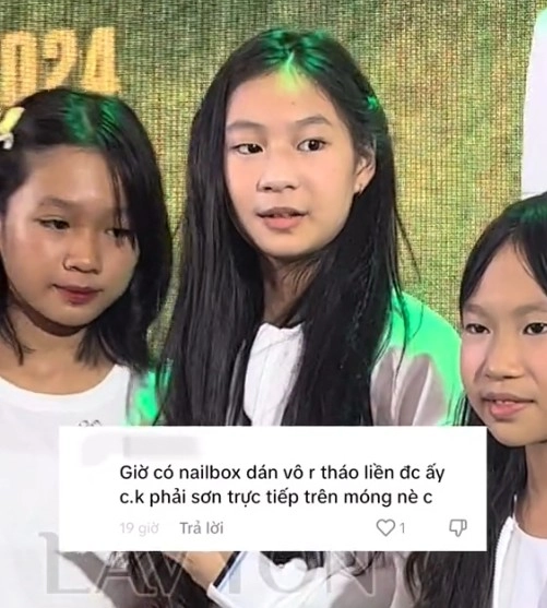 Con gái lý hải gây tranh cãi khi xuất hiện ủng hộ phim của bố với bàn tay sơn móng cầu kỳ - 4