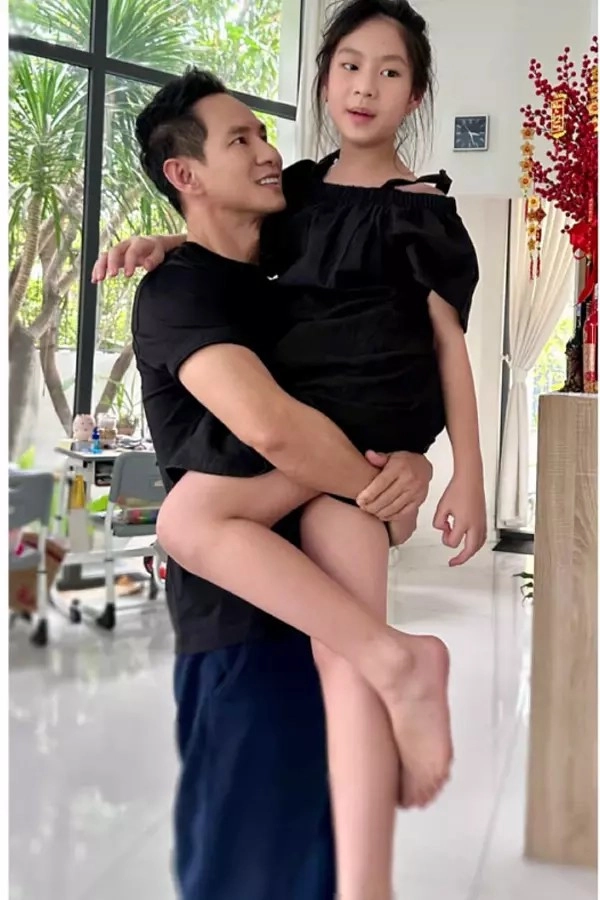 Con gái lý hải minh hà đón sinh nhật 11 tuổi ở trời tây nhan sắc sáng bừng hệt mẹ mỹ nhân - 20