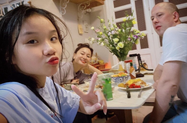 Con gái mc thành trung đi thi về chỉ ao ước được ăn một món dân dã yêu thích này mà chẳng phải sơn hào hải vị - 4
