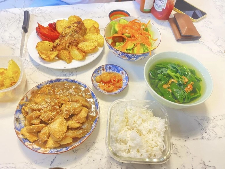 Con gái mc thành trung đi thi về chỉ ao ước được ăn một món dân dã yêu thích này mà chẳng phải sơn hào hải vị - 5