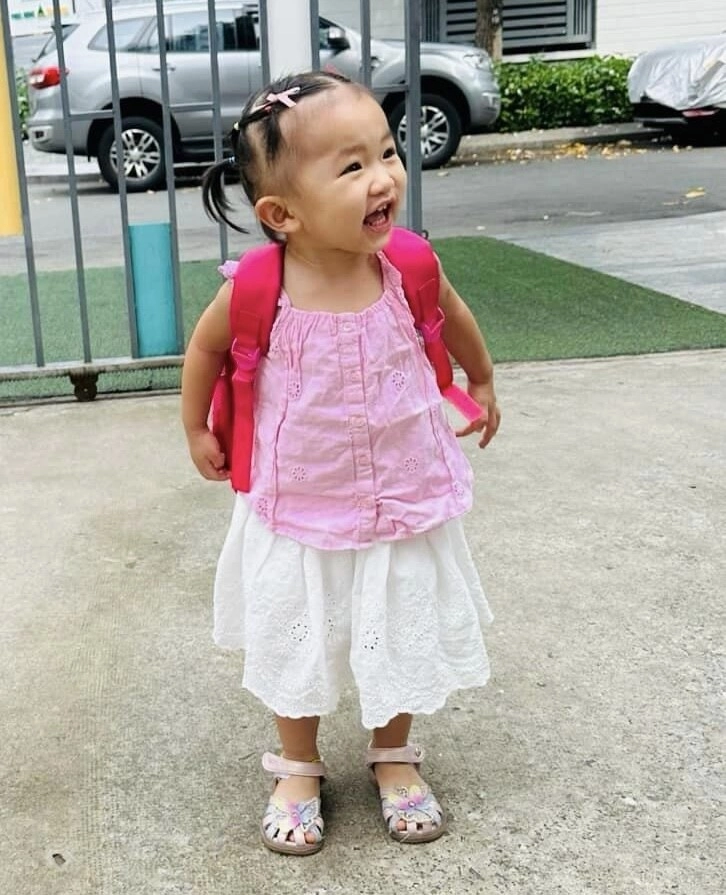 Con gái mc truyền hình việt nam vân hugo khiến dân tình mê tít khi tung bộ ảnh trung thu diện mạo xinh hệt mẹ - 12