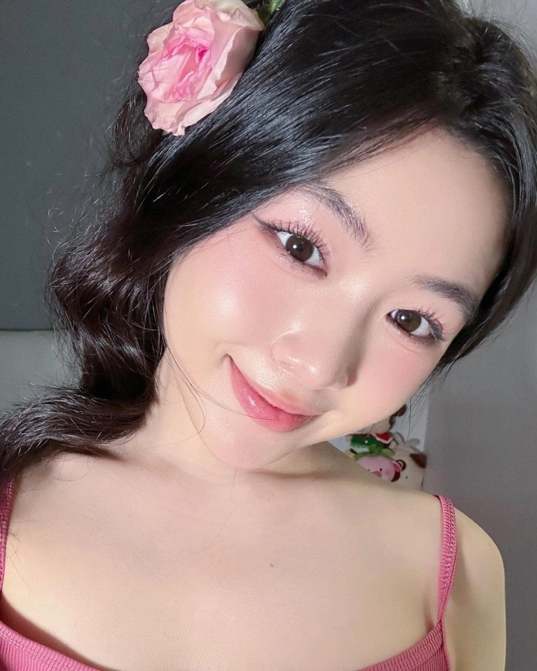 Con gái quyền linh dậy thì thành công clip ngày xưa bỗng hot trở lại khiến tất cả nghĩ khác - 3