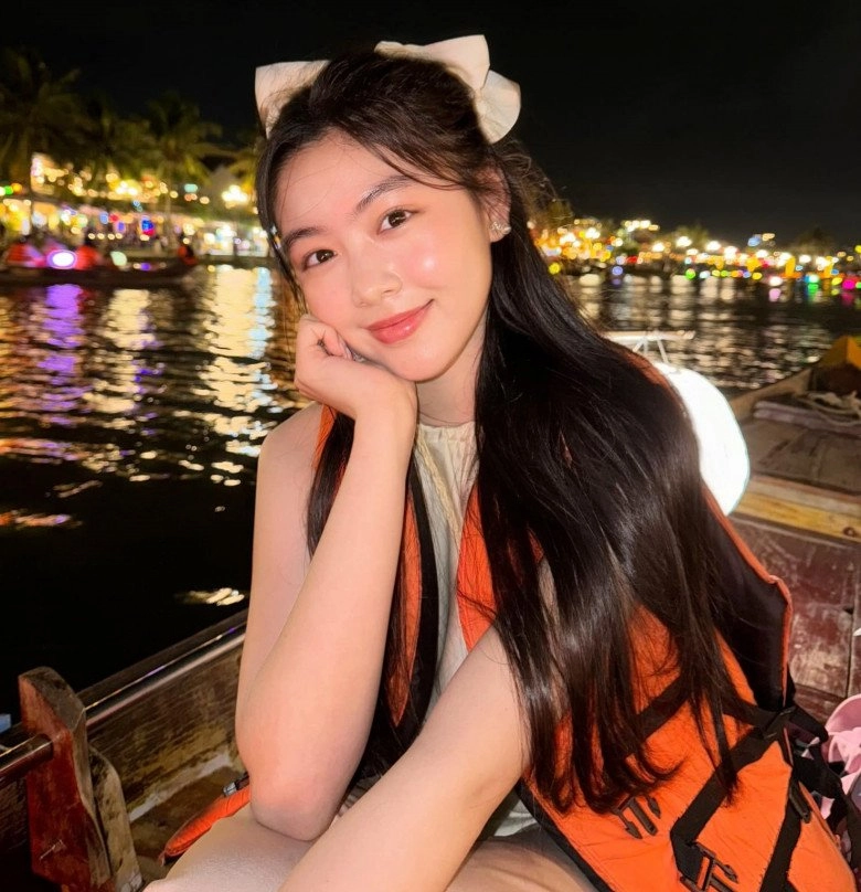 Con gái quyền linh dậy thì thành công clip ngày xưa bỗng hot trở lại khiến tất cả nghĩ khác - 4