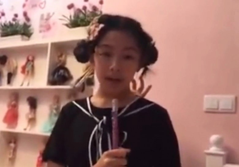 Con gái quyền linh dậy thì thành công clip ngày xưa bỗng hot trở lại khiến tất cả nghĩ khác - 14