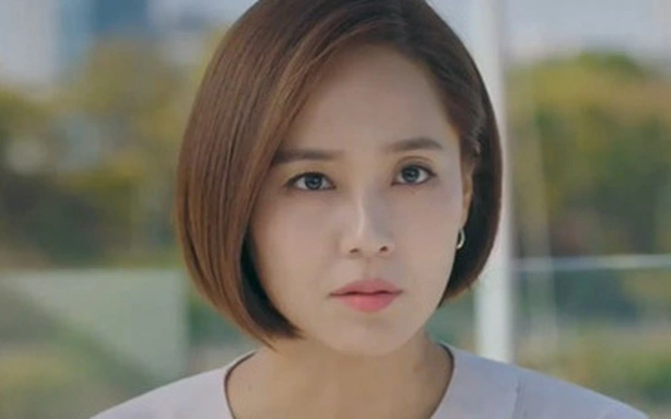 Con gái than đêm nào cũng có tiếng khócphòng bên mẹ thắc mắc 10 năm nay chưa có người ở - 2