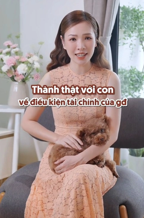 Con hỏi nhà mình giàu phải không mẹ mc đan lê trả lời quá thông minh ai cũng khen ngợi - 5
