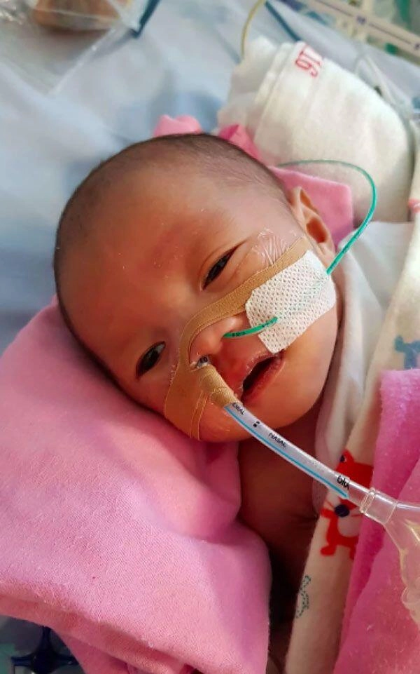 Con nhập viện suýt mất mạng bố mẹ mới tá hỏa khi biết thủ đoạn thâm độc của bảo mẫu lương 51 triệutháng - 3