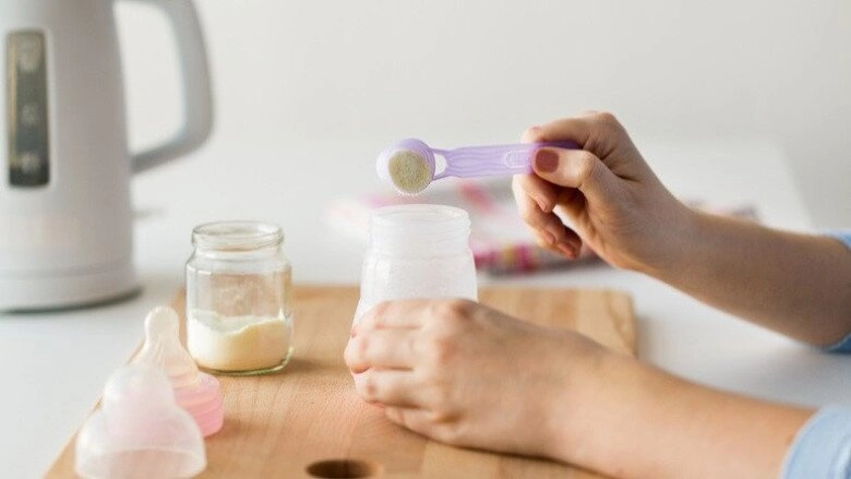 Con nhập viện suýt mất mạng bố mẹ mới tá hỏa khi biết thủ đoạn thâm độc của bảo mẫu lương 51 triệutháng - 6