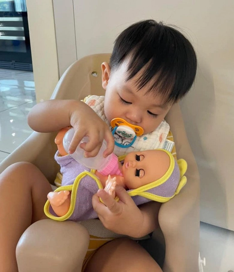 Con trai cường đôla mới sinh nhật 1 tuổi đã muốn có thêm em phản ứng của đàm thu trang gây chú ý - 1