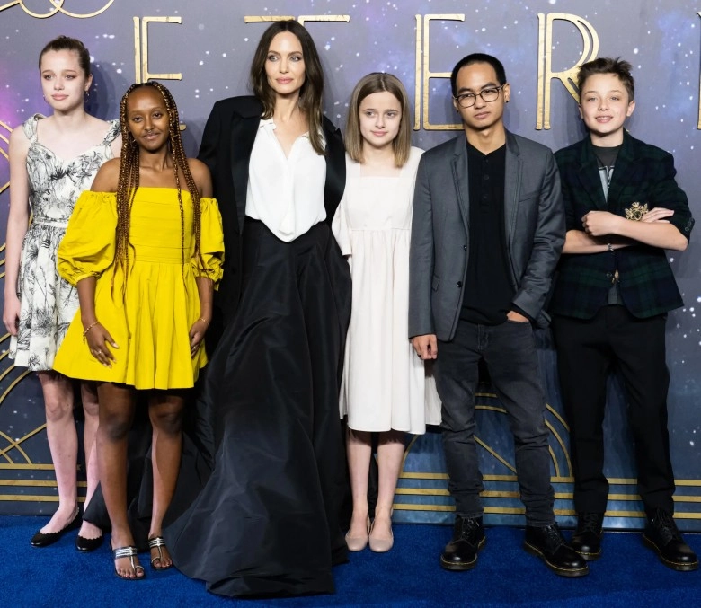Con trai nuôi gốc việt của angelina jolie - phạm quang sáng nỗi ám ảnh của brad pitt - 4