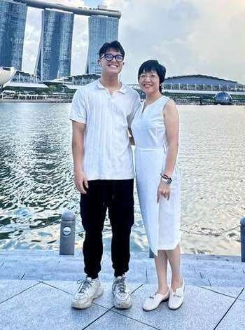 Công lý 1m7 thảo vân 1m6 con trai 20 tuổi cao gần 1m8 diện mạo bảnh bao như nam thần - 5