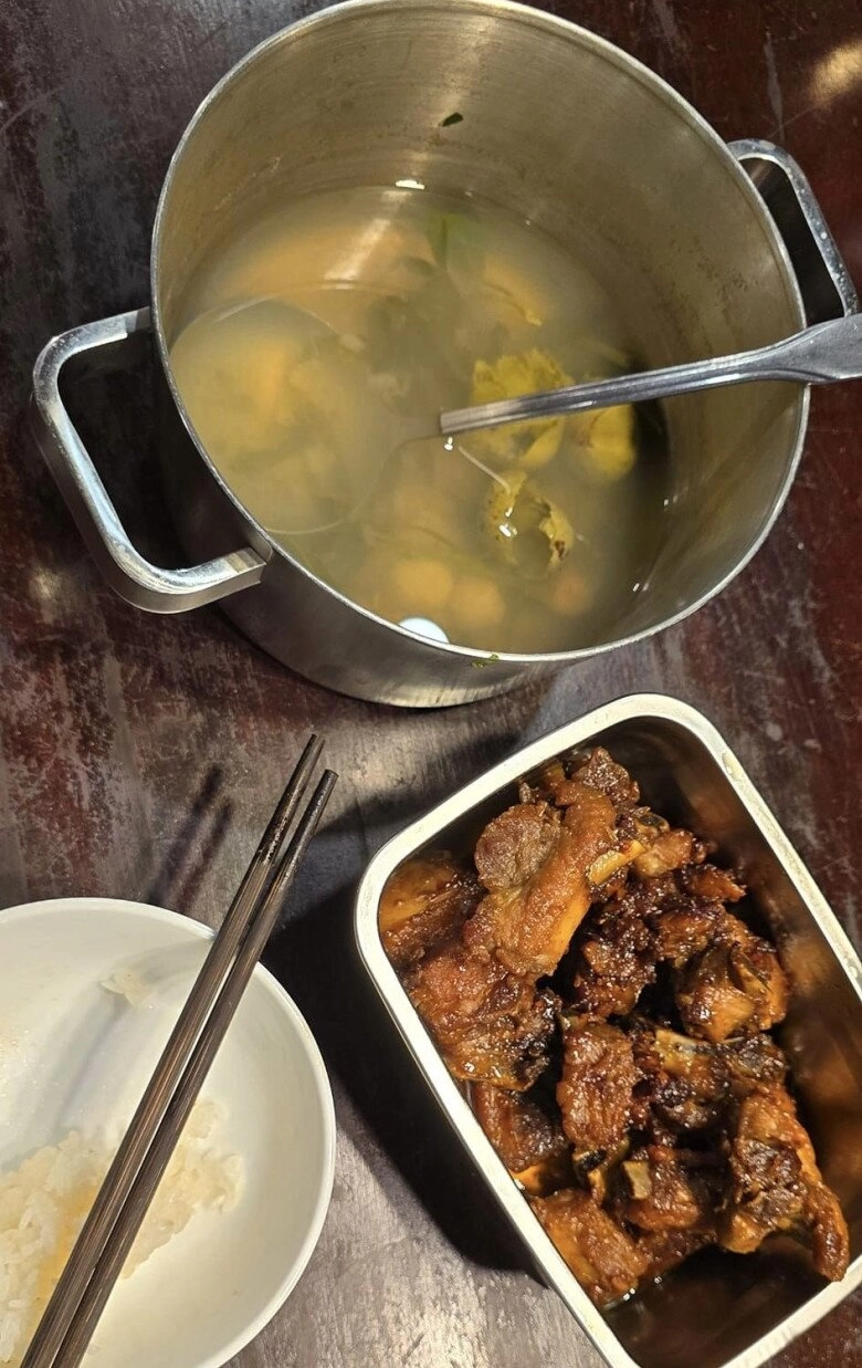 Cục trưởng xuân bắc và bữa cơm nửa đêm giản dị khiến người hâm mộ thêm yêu mến - 5