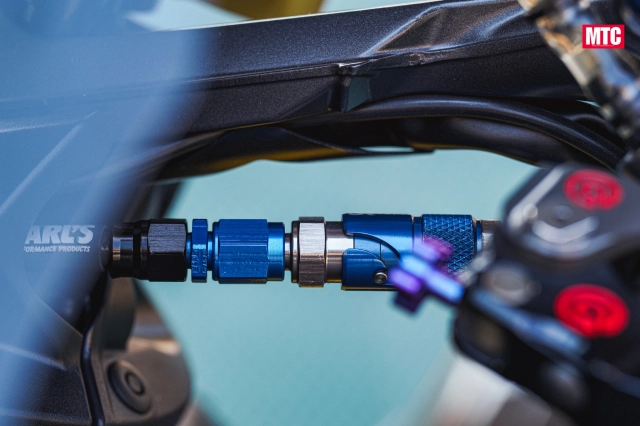 Cùng tôi ngắm qua chiếc chiếc yamaha tmax tech max độ cực chất đến từ stamp moto shop - 9