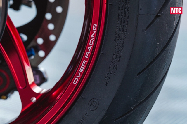 Cùng tôi ngắm qua chiếc chiếc yamaha tmax tech max độ cực chất đến từ stamp moto shop - 23