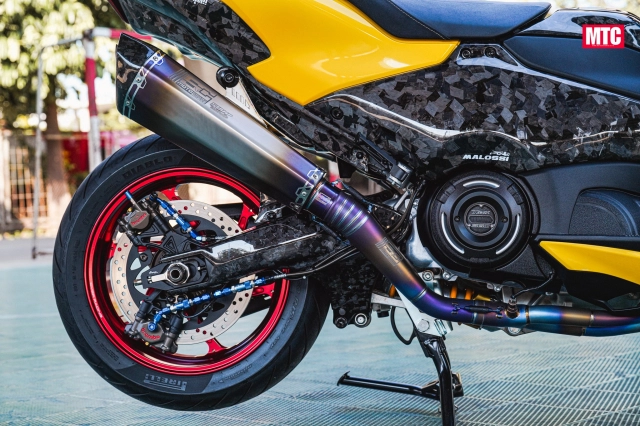 Cùng tôi ngắm qua chiếc chiếc yamaha tmax tech max độ cực chất đến từ stamp moto shop - 29