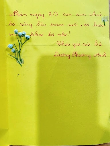 Cười bò trước 1001 lời chúc bá đạo của trẻ tiểu học dành cho mẹ cô giáo ngày 83 - 12