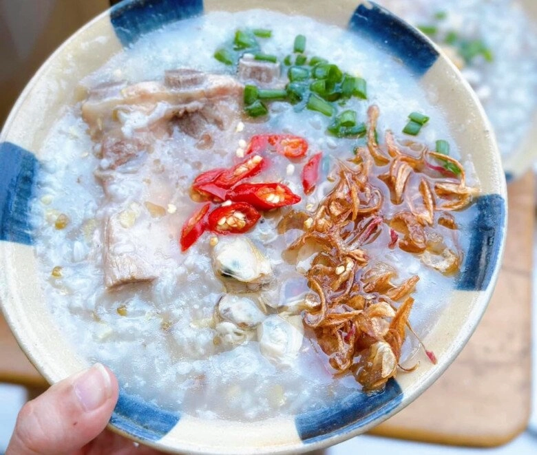 Cuối tuần làm nồi cháo sườn nghêu ngọt thơm beo béo sánh mịn ăn sướng cả miệng - 6