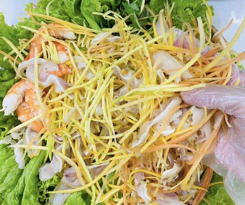 Cuối tuần làm nộm đu đủ tai heo cực hấp dẫn thêm một bước này hương vị ngon bất chấp - 7