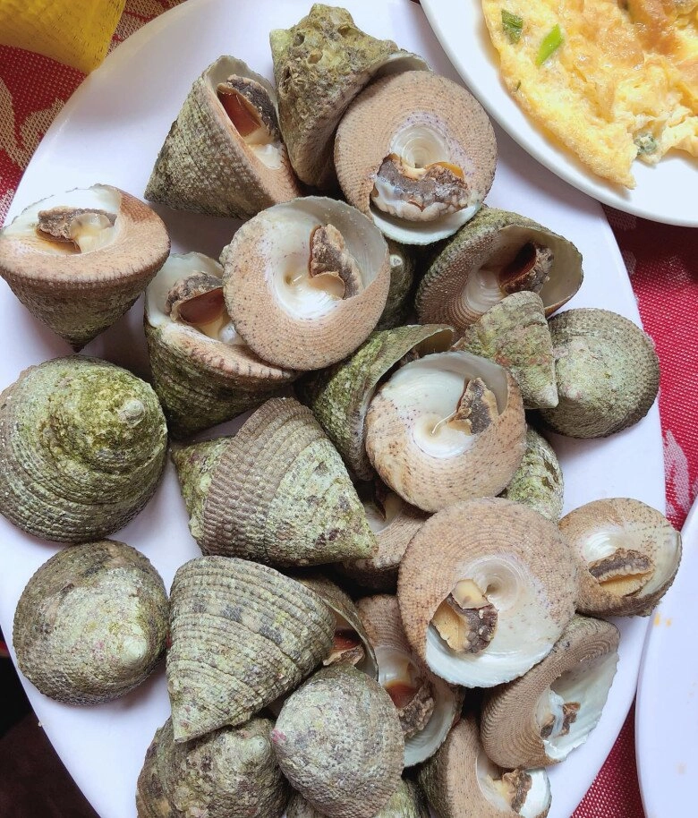 Đặc sản nghe tên ngượng đỏ mặt xưa chỉ dành để tiến vua giờ cực ít chỗ bán luộc hay nướng đều ngon nhức nhối - 3