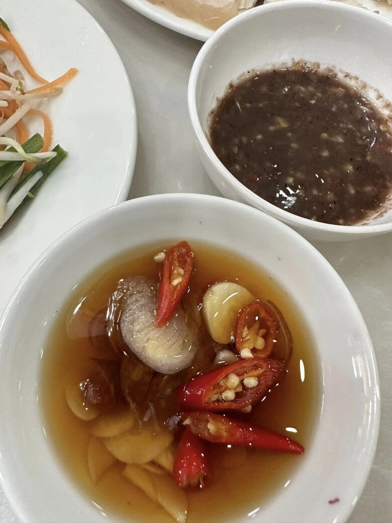 Đại gia hải phòng thích ăn cơm vy oanh nấu nữ ca sĩ có người làm sẵn không nhặt rau rửa bát - 7