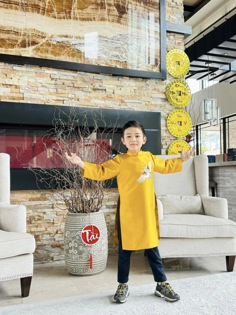Đại gia việt nuôi con sang chảnh trong biệt thự 4000m2 ở mỹ quý tử thích thú khi được ăn dép - 5