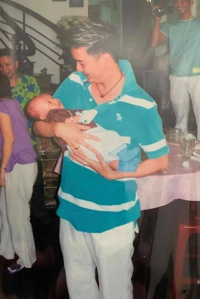 Đàm vĩnh hưng chúc mừng sinh nhật con trai cùng huyết thống đứa trẻ càng lớn càng giống bố như lột - 6