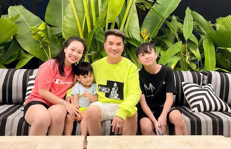 Đàm vĩnh hưng chúc mừng sinh nhật con trai cùng huyết thống đứa trẻ càng lớn càng giống bố như lột - 8
