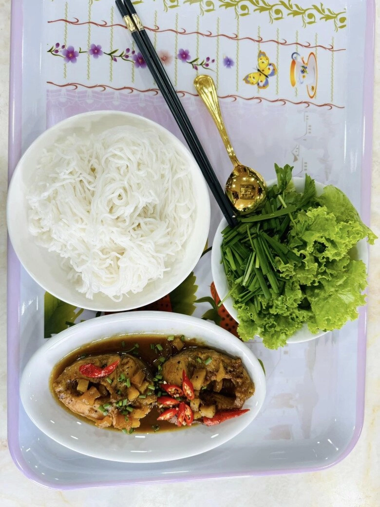 Đàm vĩnh hưng có sở thích ăn bún với cá kho dân dã từng chỉ cho dân mạng cách làm siêu nhanh - 2