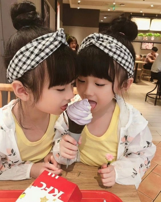 Đặt tên con gái năm 2025 hợp tuổi bố mẹ để cuộc sống hanh thông công việc thuận lợi - 4