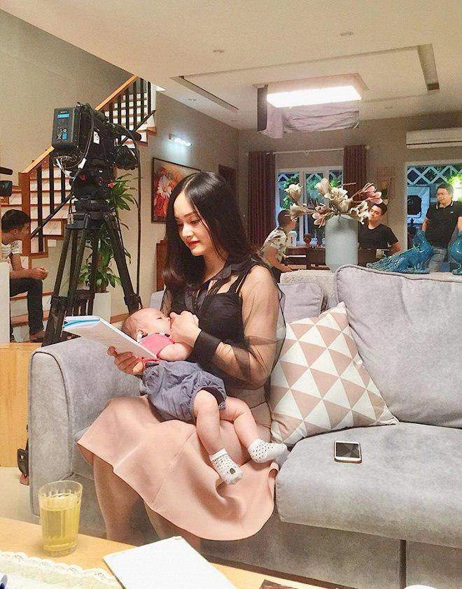 Diễn viên lan phương đúng chuẩn mẹ bỉm sữa ở bức ảnh chỉ những ai làm mẹ mới hiểu - 9