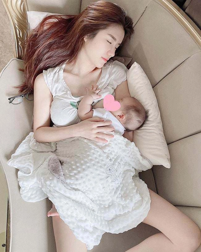 Diễn viên lan phương đúng chuẩn mẹ bỉm sữa ở bức ảnh chỉ những ai làm mẹ mới hiểu - 18