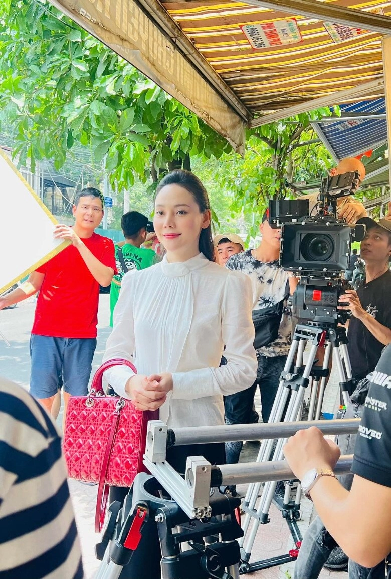 Diễn viên vtv huyền trang - tình tin đồn của việt anh lên chức mẹ giật mình khi nhìn thấy body của mình sau sinh - 2