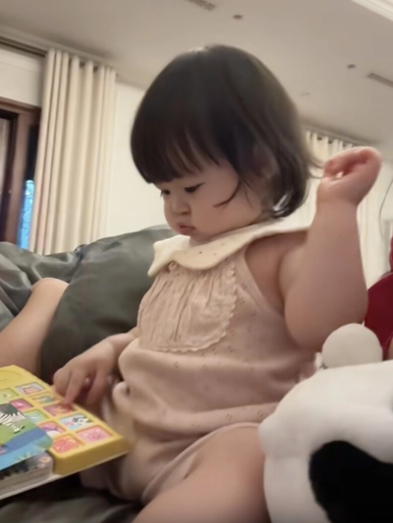 Đỗ mỹ linh hiếm hoi để lộ cuộc sống làm mẹ trong nhà hào môn ái nữ 1 tuổi bụ bẫm lanh lợi hệt bố chủ tịch - 5