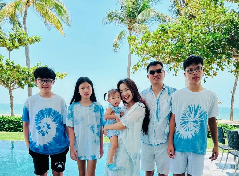 Đoạn tin nhắn của con riêng vân hugo hé lộ cuộc sống sau 4 năm theo mẹ vào sài gòn ở cùng bố dượng - 10