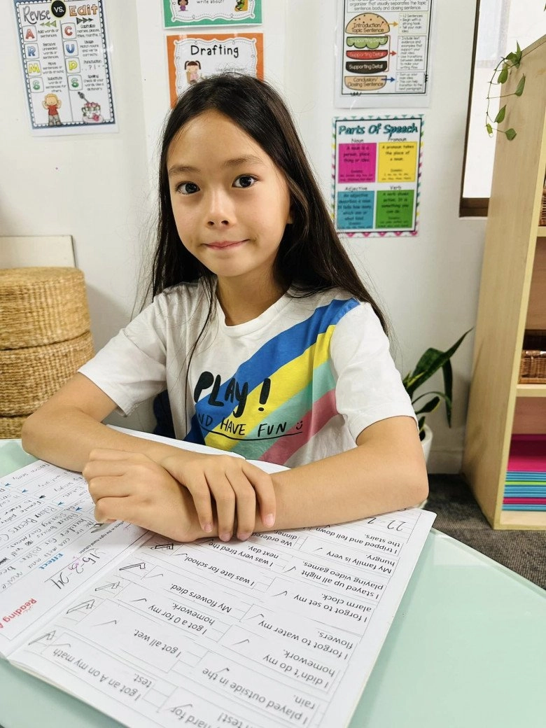 Đoan trang bất ngờ vì sự thay đổi của con sau 3 năm học trường tiểu học bên singapore học phí 12 tỷ - 2