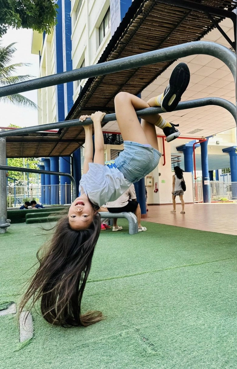 Đoan trang bất ngờ vì sự thay đổi của con sau 3 năm học trường tiểu học bên singapore học phí 12 tỷ - 3