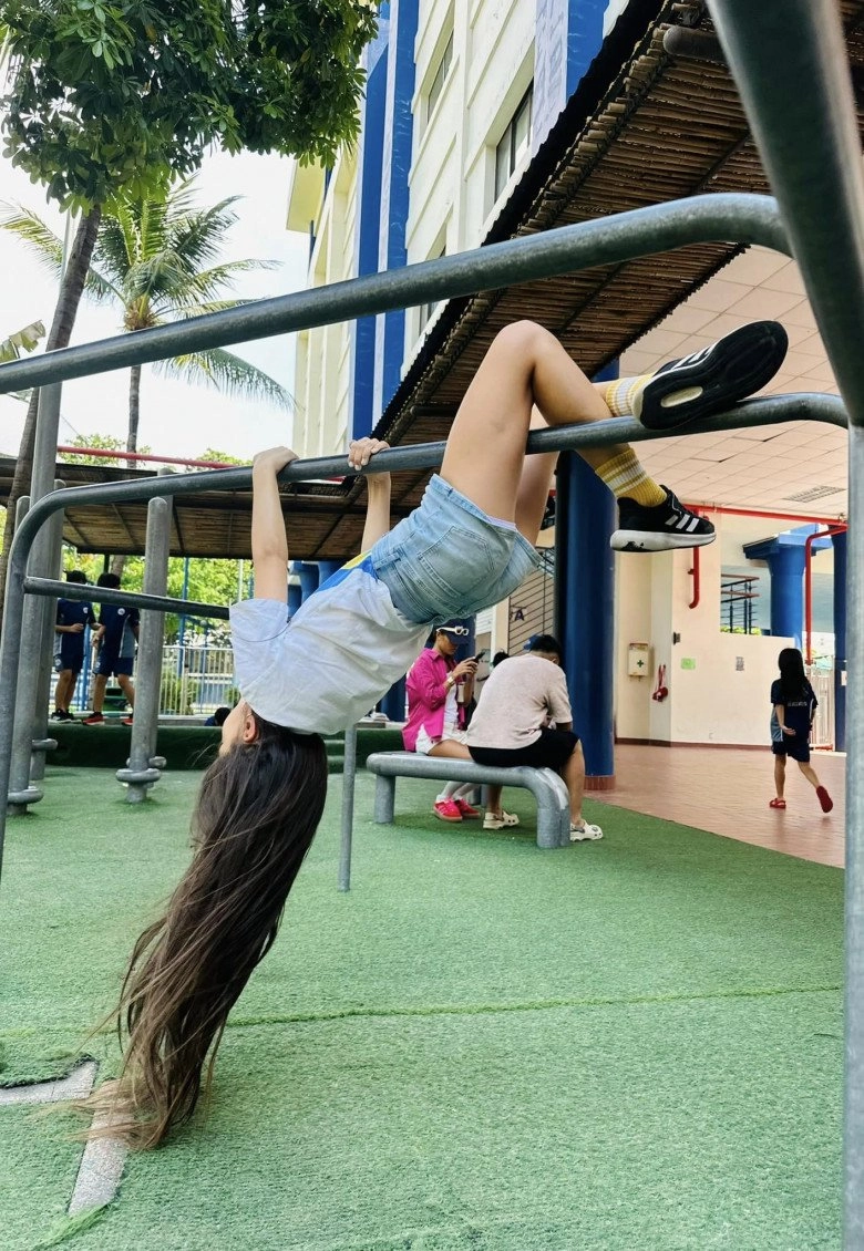 Đoan trang bất ngờ vì sự thay đổi của con sau 3 năm học trường tiểu học bên singapore học phí 12 tỷ - 4